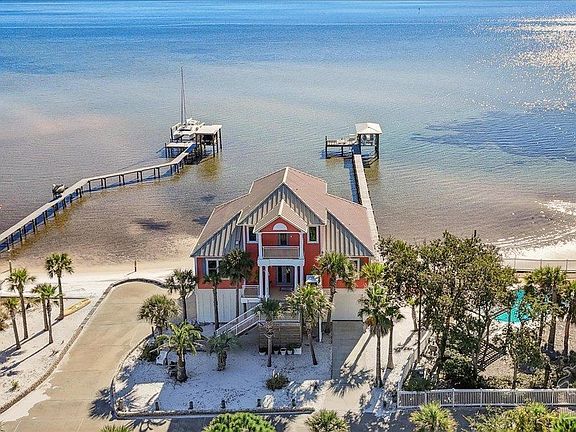 2nd image of 1894 Biscayne Circle Dr