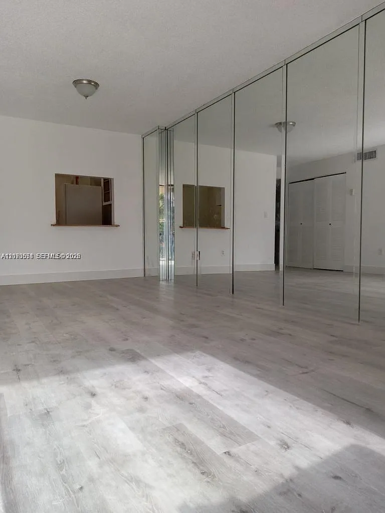 Windwood Condo — Photo 4