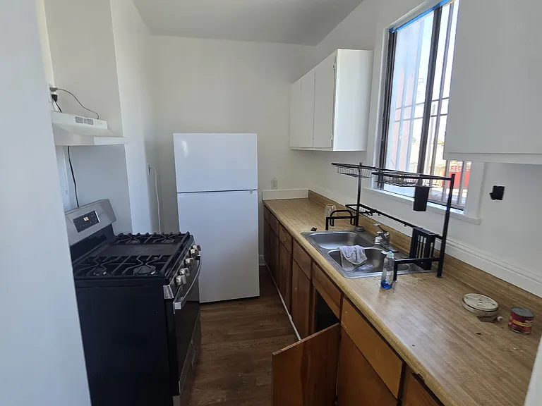 6202 S Vermont Ave #4 — Photo 6