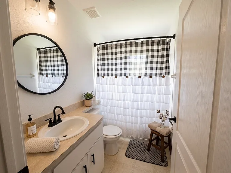 3004 Wentworth Pl — Photo 8