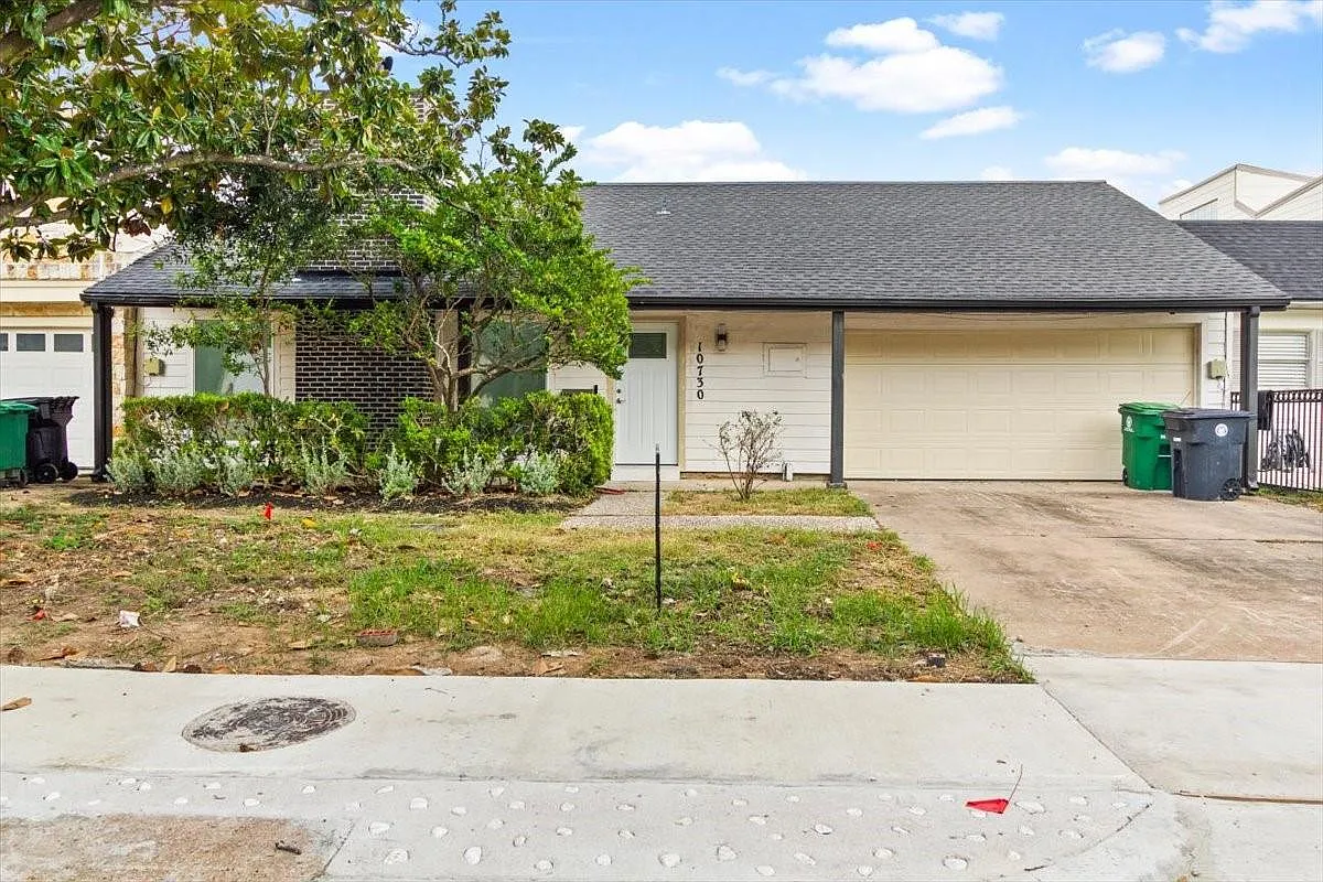 2 bed, 2.0 bath, 1608 sqft, $2,100 — Photo 1