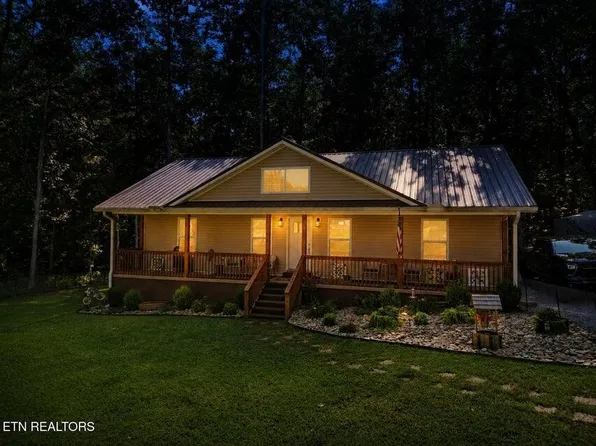 2067 Allardt Tinch Rd, Jamestown, TN 38556