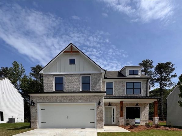 376 Waterbluff Dr, Mableton, GA 30126