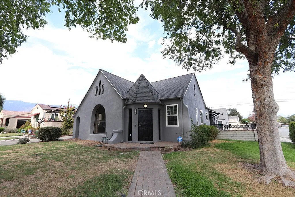 3 bed, 1459 sqft, $3,500 — Photo 2