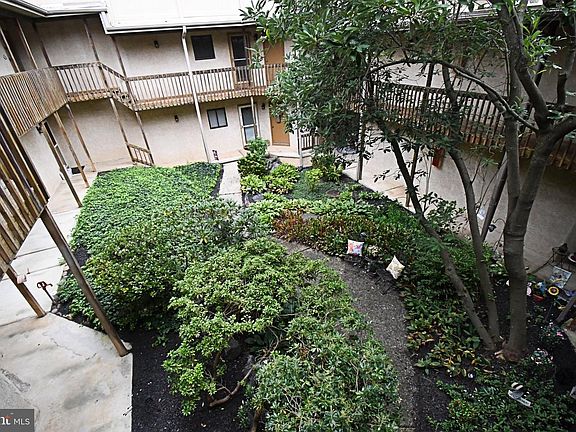 5th image of 1110 Pritchard Pl