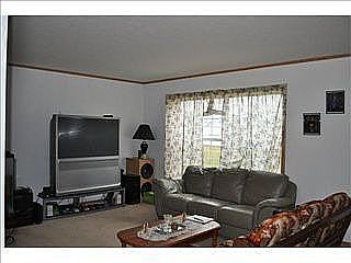 2nd image of 704 W Garden St