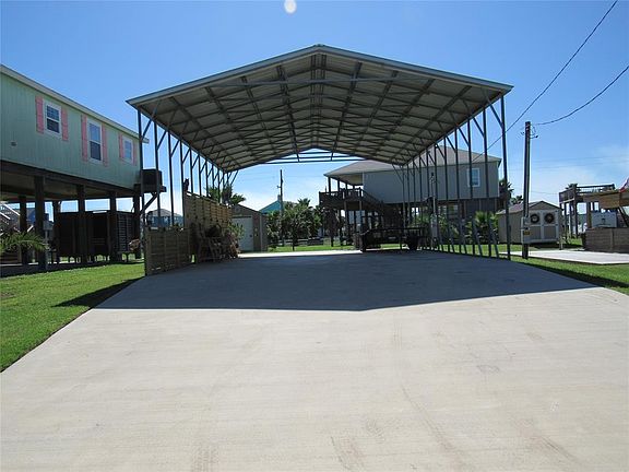 2nd image of 907 Meynig Dr