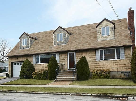 2nd image of 24 Poplar Pl