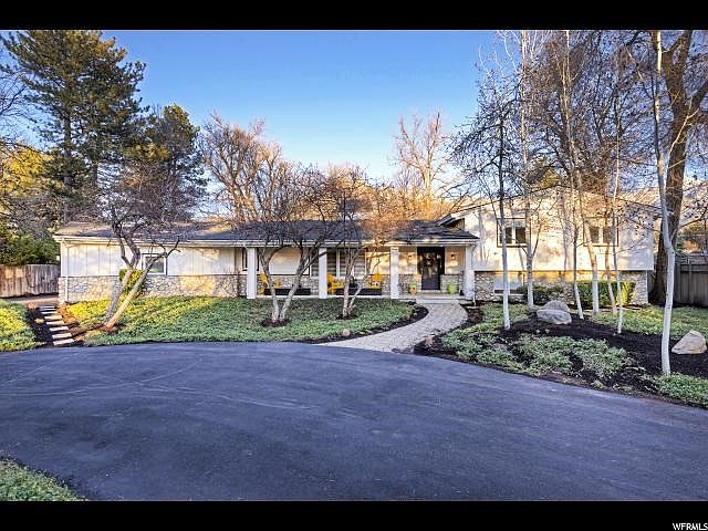 1st image of 5477 S Cottonwood Club Dr