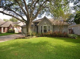 14519 Sun Harbor Dr, Houston, TX 77062