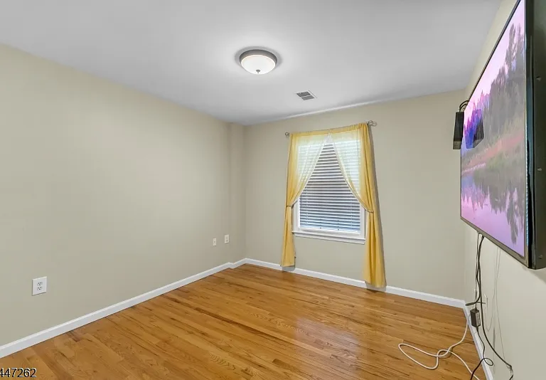 23 Chester Ave #2 — Photo 13