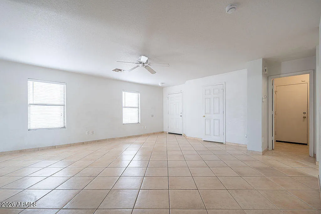 2 bed, 2.0 bath, 1205 sqft, $1,750 — Photo 4