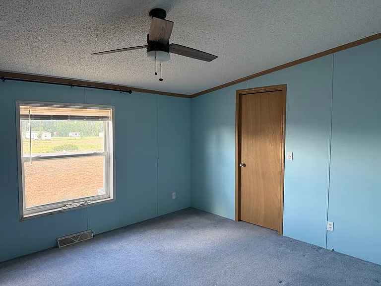 67320 Trout Rd — Photo 11