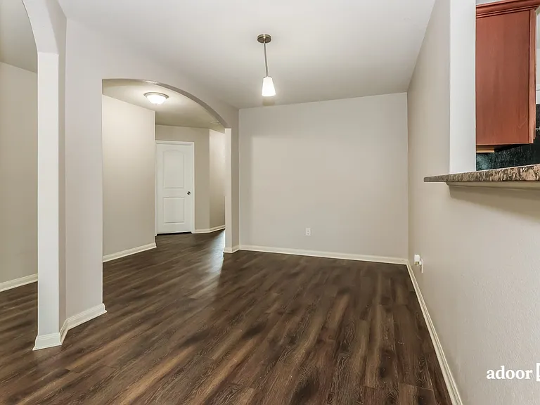 8010 Distant Harbor Rd — Photo 9