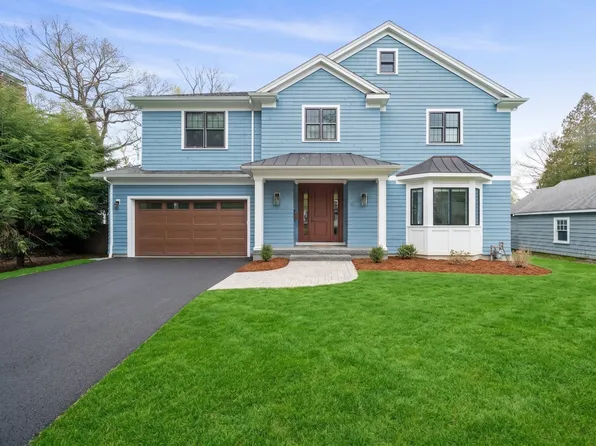 11 Woodhaven Rd, Newton, MA 02468