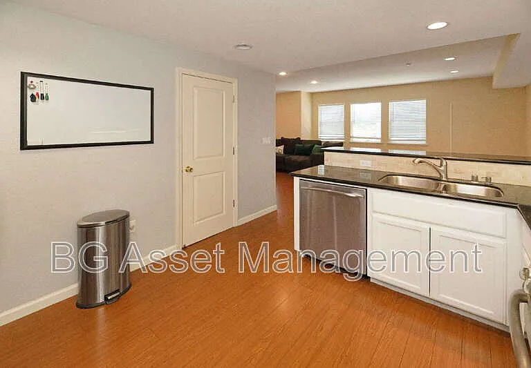 1653 Northshore Dr — Photo 4