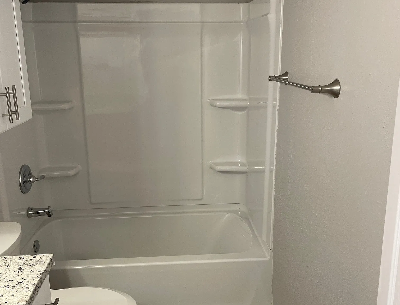 2 bed, 800 sqft, $1,200 — Photo 4