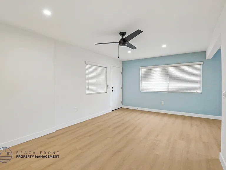 1230 E. 1st St. — Photo 34