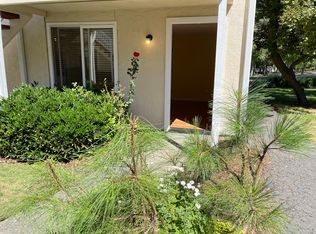 1301 Iowa St #4, Ashland, OR 97520