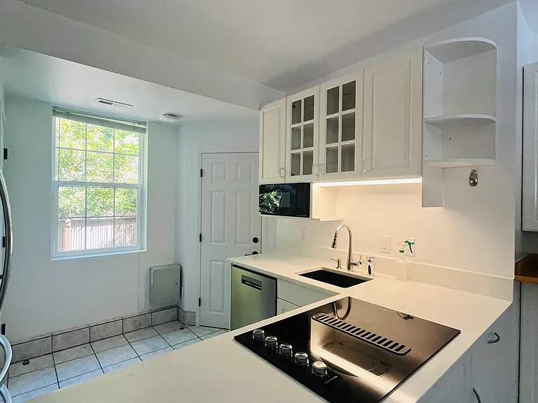 14444 Sunrise Dr NE — Photo 8