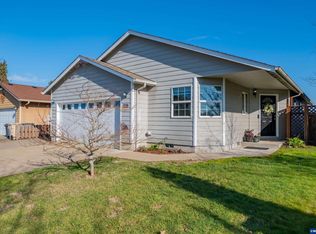 1023 S 10th St, Lebanon, OR 97355