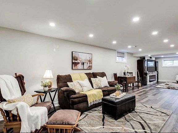 2nd image of 586 Chamberlain Rd