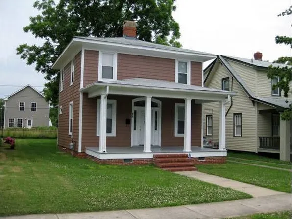 45 Cedar Ave, Newport News, VA 23607