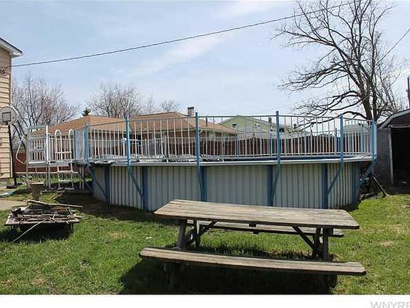 5th image of 92 Fradine Dr