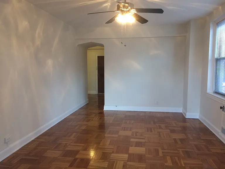 Ambassador Apartments — Photo 10