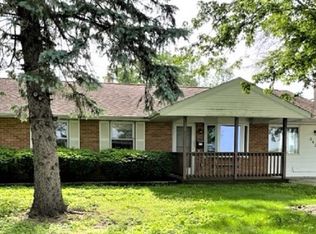 3436 S College St, Springfield, IL 62703