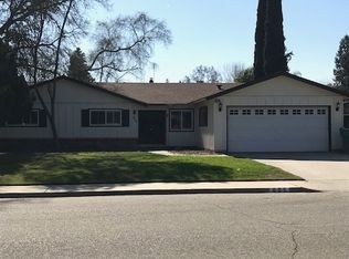 805 W Dorothea Ave, Visalia, CA 93277