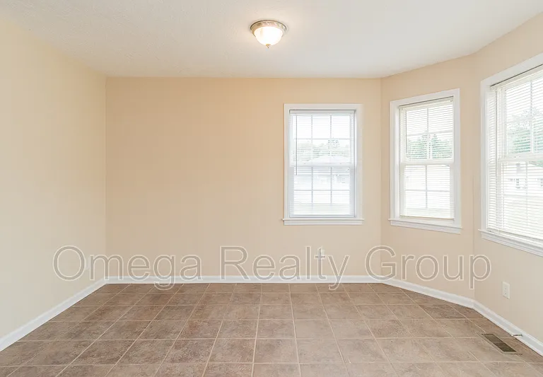 67 Jacob Ln — Photo 15