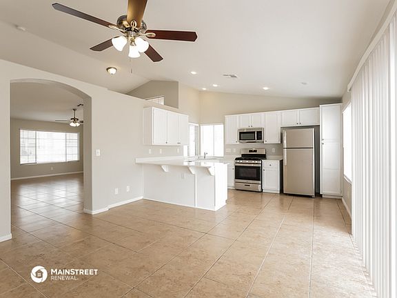 5th image of 4616 Split Rock Dr