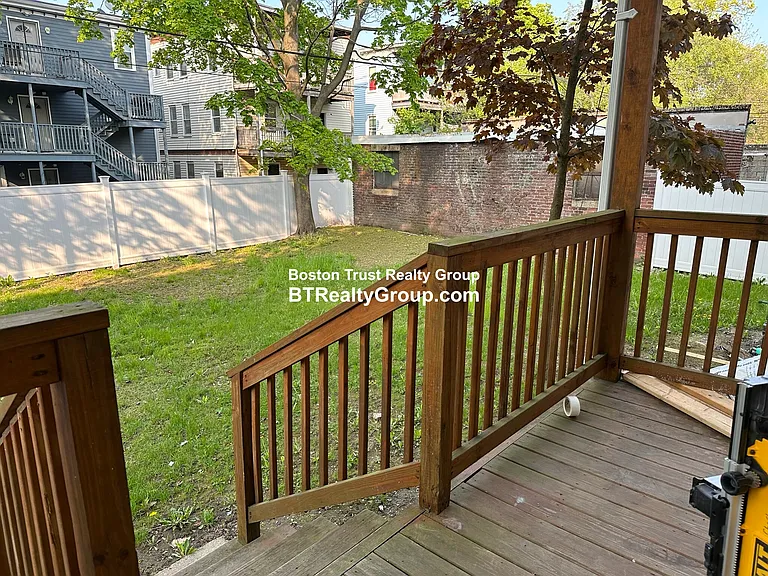 22 Hosmer St #1 — Photo 14
