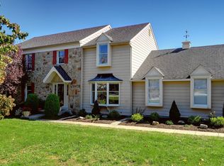108 Victoria Ct, Downingtown, PA 19335