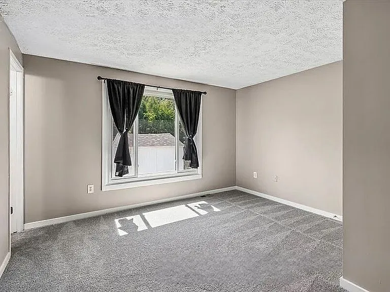 11104 Huntington Woods Cir #MAIN — Photo 7