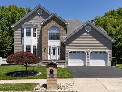 19 Trish Ct, Matawan, NJ, 07747