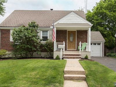 195 Elder Ave, Bergenfield, NJ, 07621