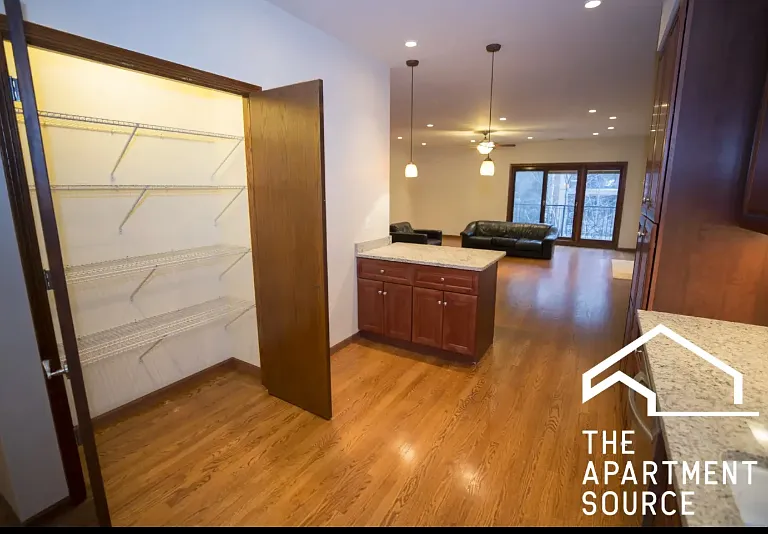 677 N Peoria St #2 — Photo 5