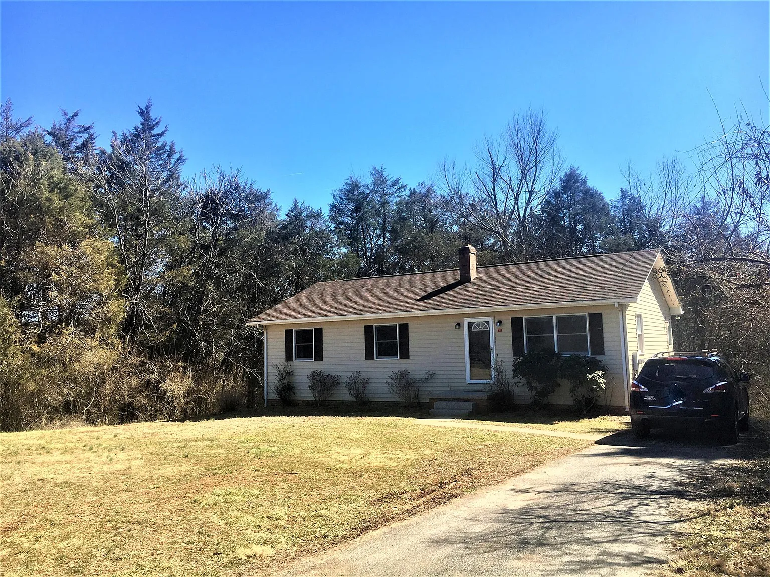 4 bed, 2.5 bath, 1500 sqft, $2,200 — Photo 1