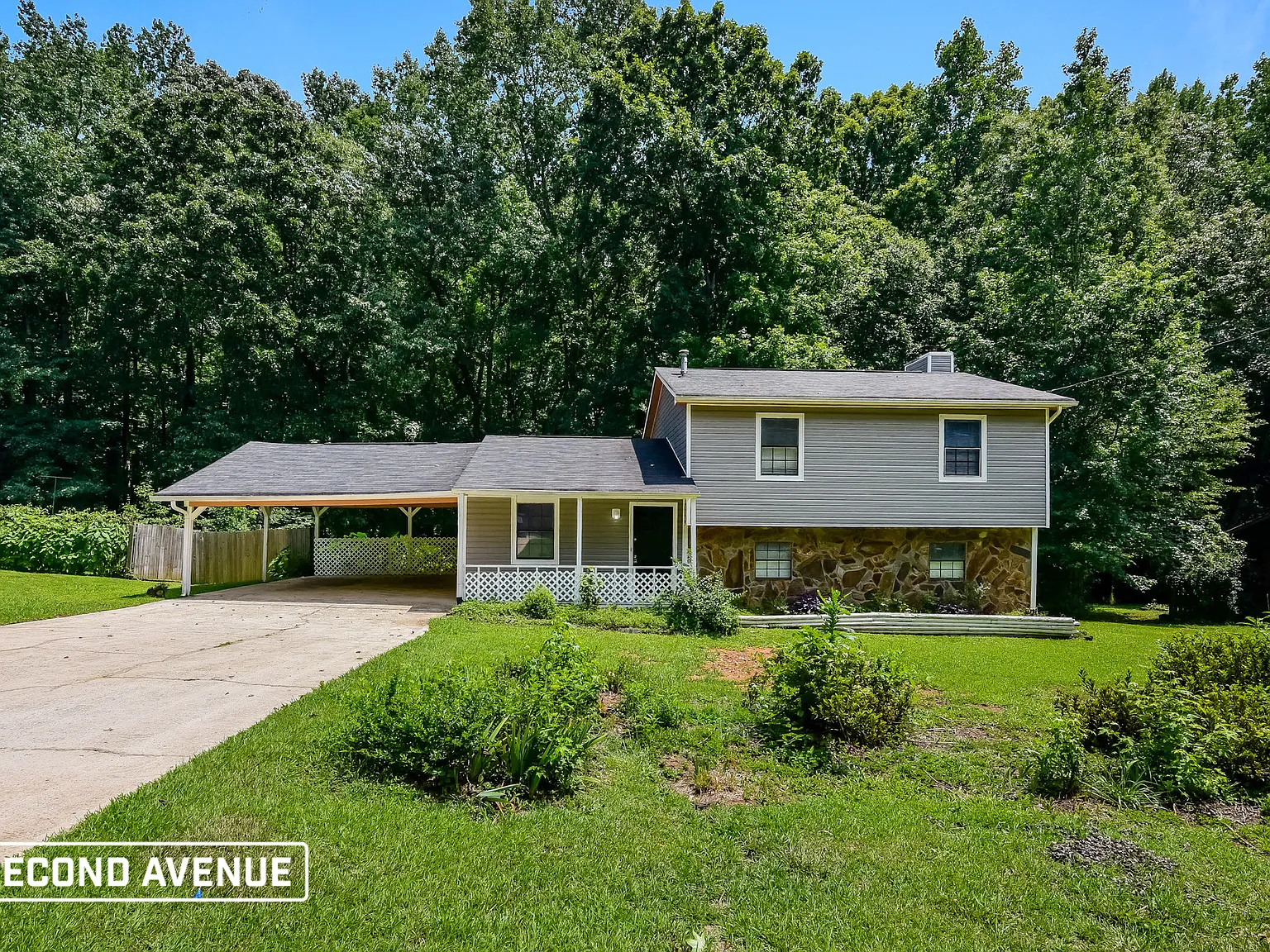 4 bed, 2.0 bath, 1752 sqft, $1,650 — Photo 1