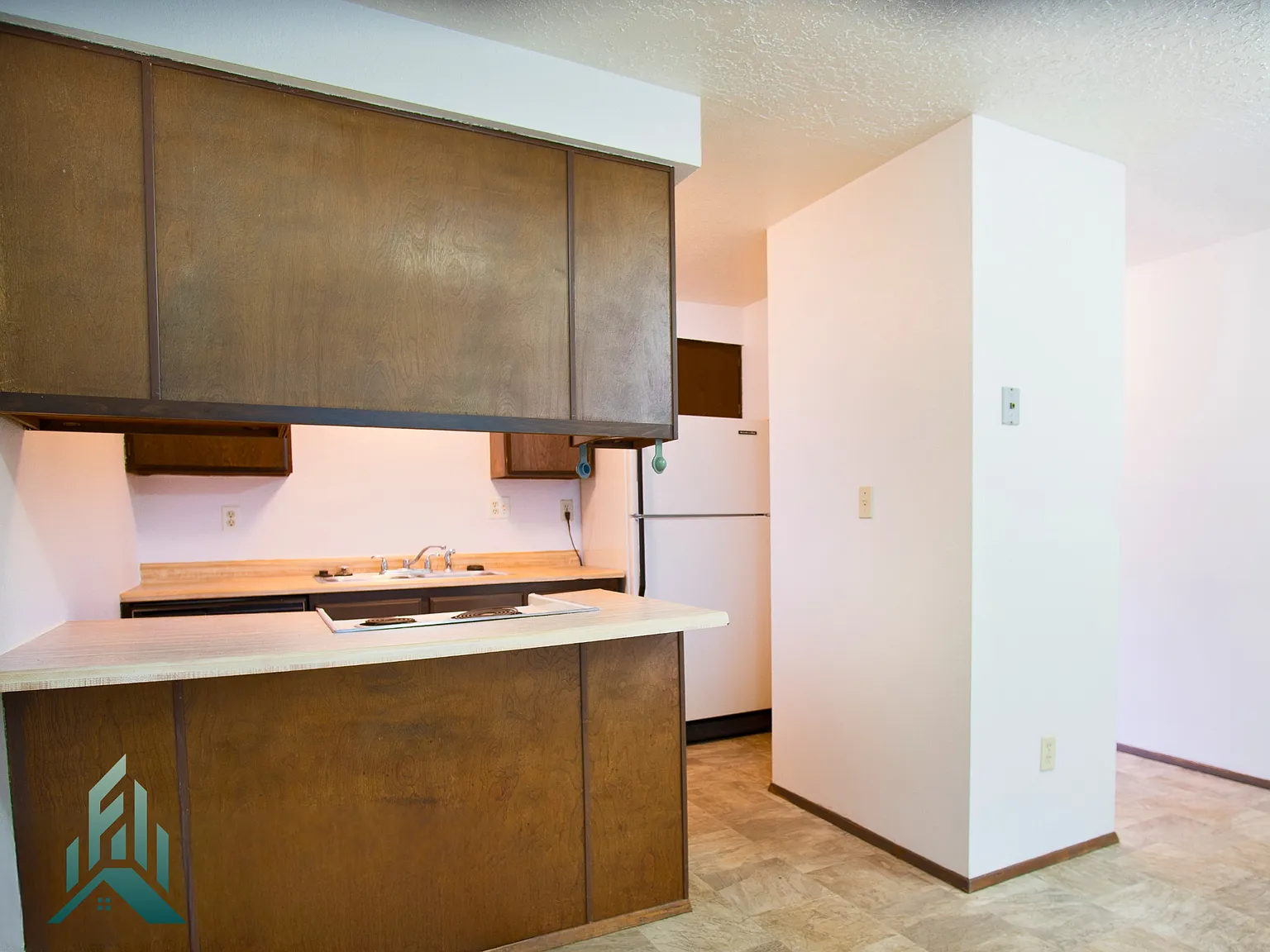 2 bed, 890 sqft, $1,435 — Photo 3