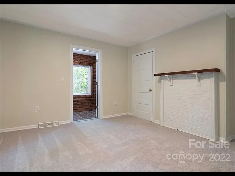 417 Beech St — Photo 5
