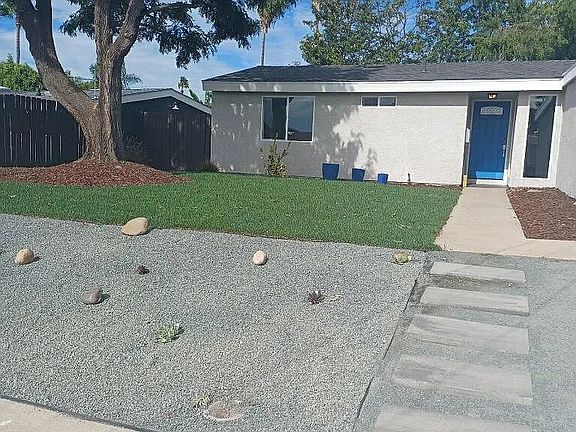 2nd image of 5812 Lancaster Dr