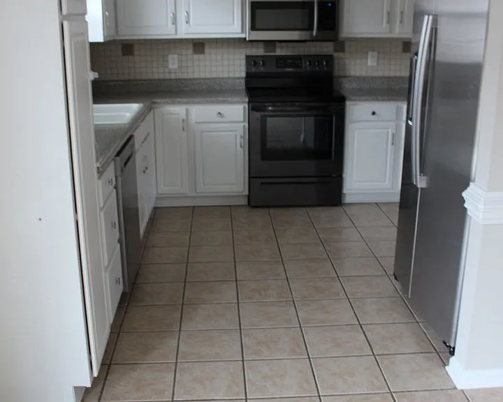 1122 Reflex St — Photo 4