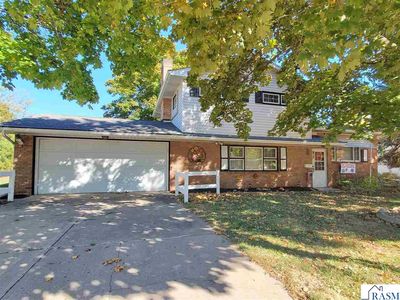 817 Summit Ave, New Ulm, MN, 56073