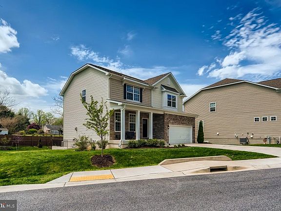 2nd image of 1230 Gloria Harris Ct