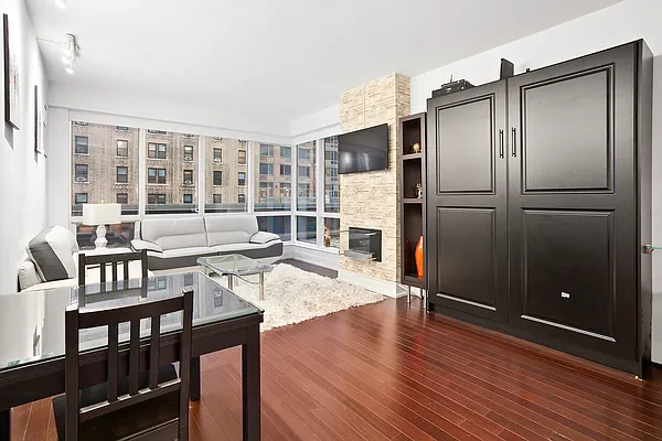 Rented by Compass | media 8