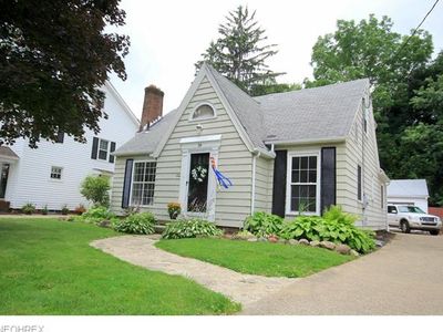 36 Harcourt Dr, Akron, OH, 44313