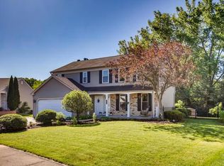 767 Hickory Ln, Carol Stream, IL 60188